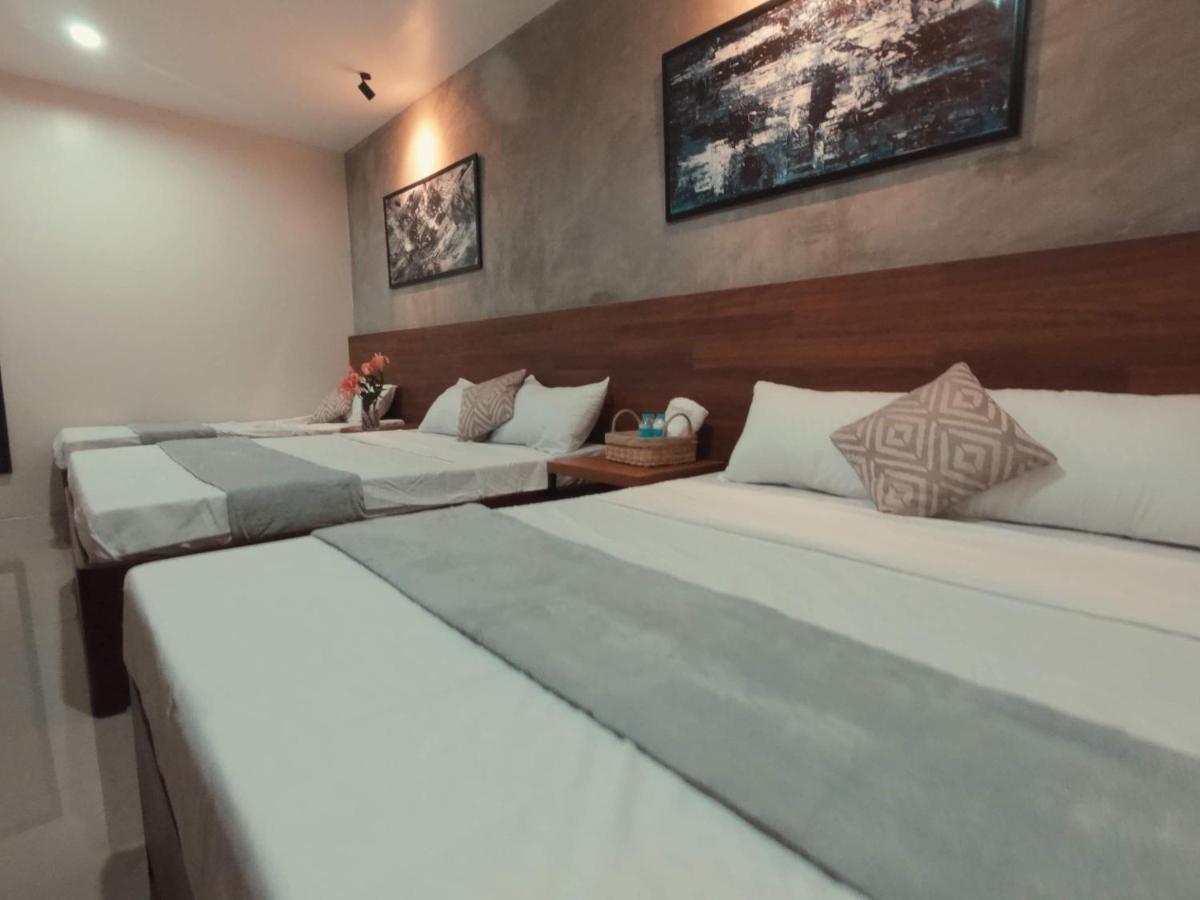 A&E Apartelle Bacolod Bagian luar foto