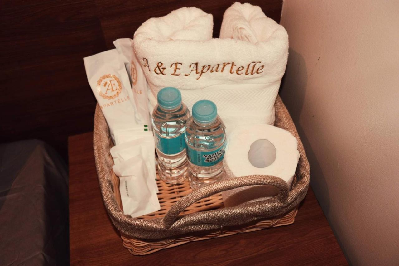 A&E Apartelle Bacolod Bagian luar foto